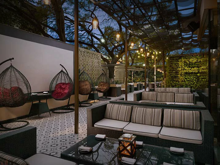 Nirman Nagar Escorts